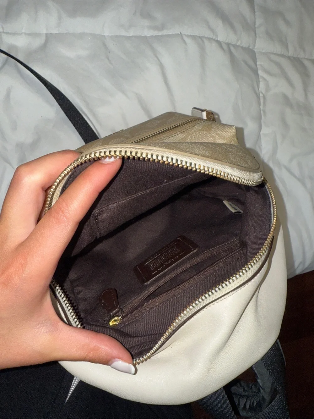Coach compact mini